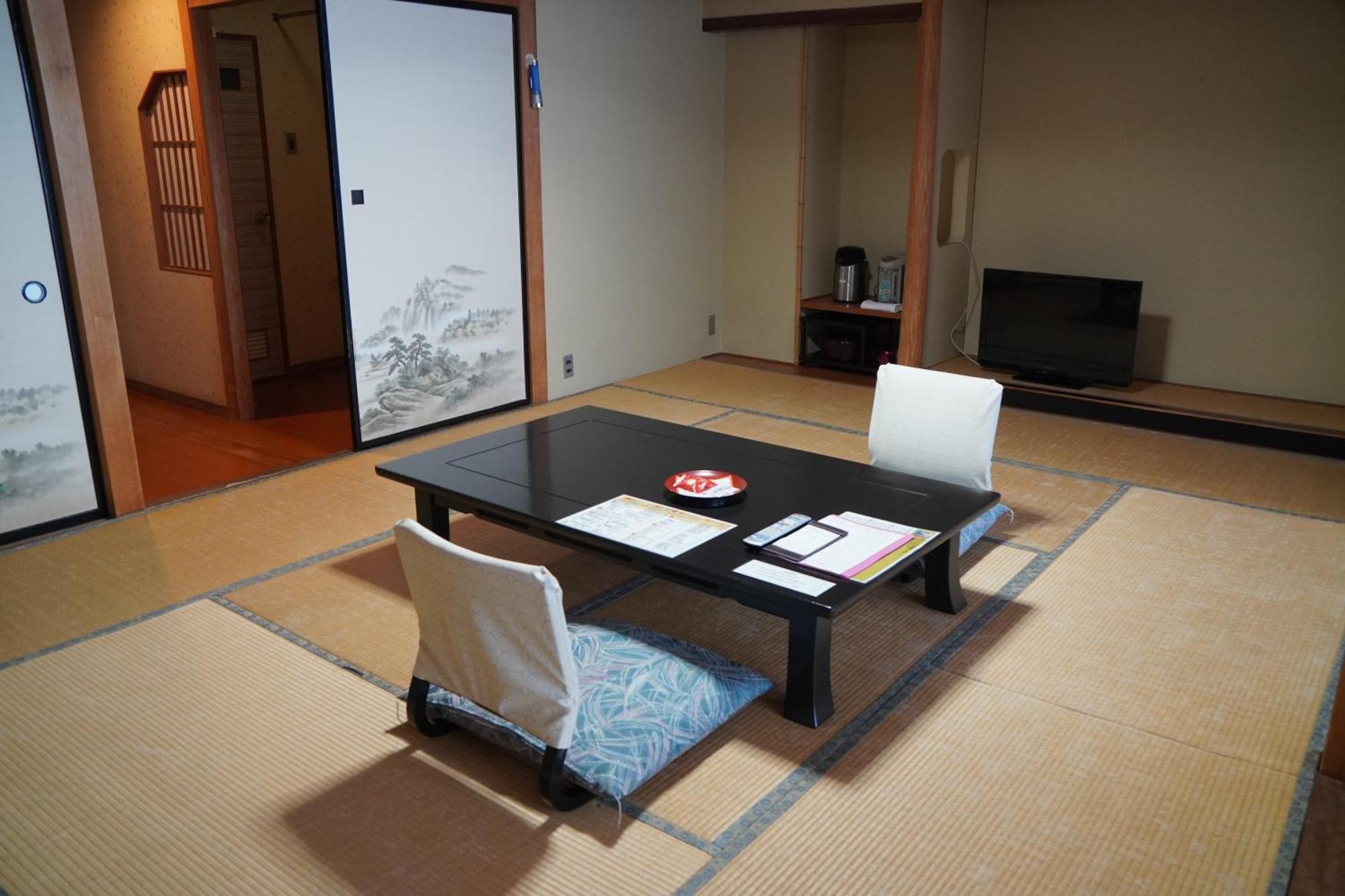 Hotel Taiko Myoko Rum bild